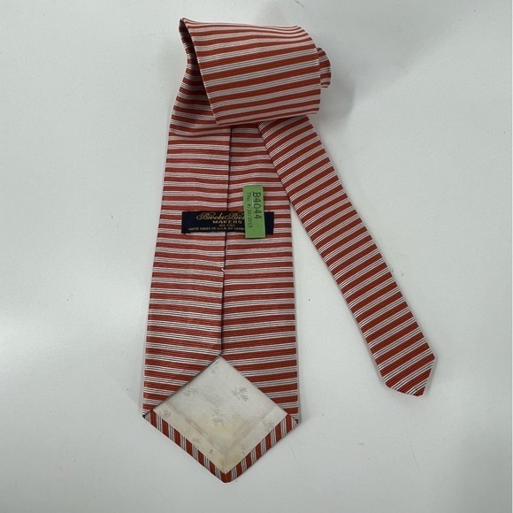 Brooks Brothers 100% silk tie - Picture 5 of 5
